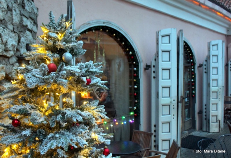 tallinas vecpilsēta igaunija ziemassvētku tirdziņš 